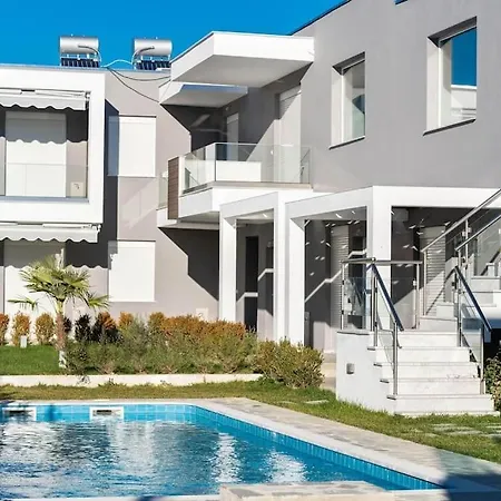 Ofrynio Luxury & Pool3 * Ofrínion