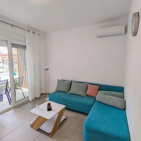 Ofrynio Luxury & Pool3 Appartement Ofrínion